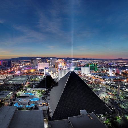 Hotel Luxor Las Vegas Esterno foto